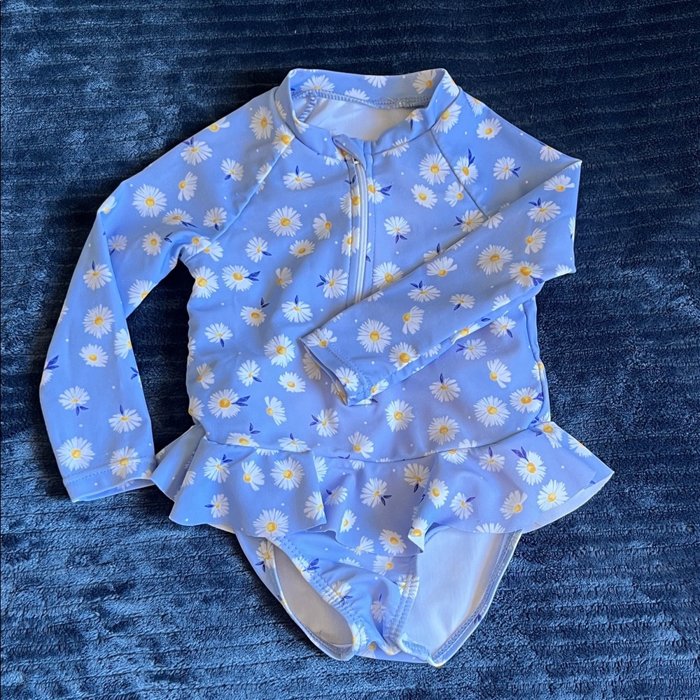SHEIN Blue Daisy Kids Swim Rashguard